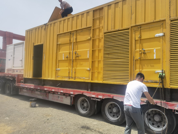 庆安发电机出租100KW发电机需要什么规格的电缆线?